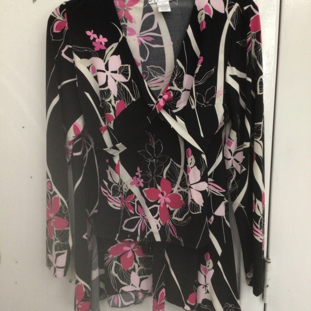 Dress Barn 2 piece skirt and top set size XL
